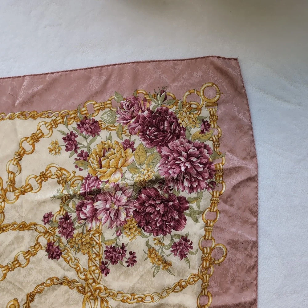 Italian 100% Silk Seta Scarf Pink Floral Gold Chain Jacquard Square 34.5